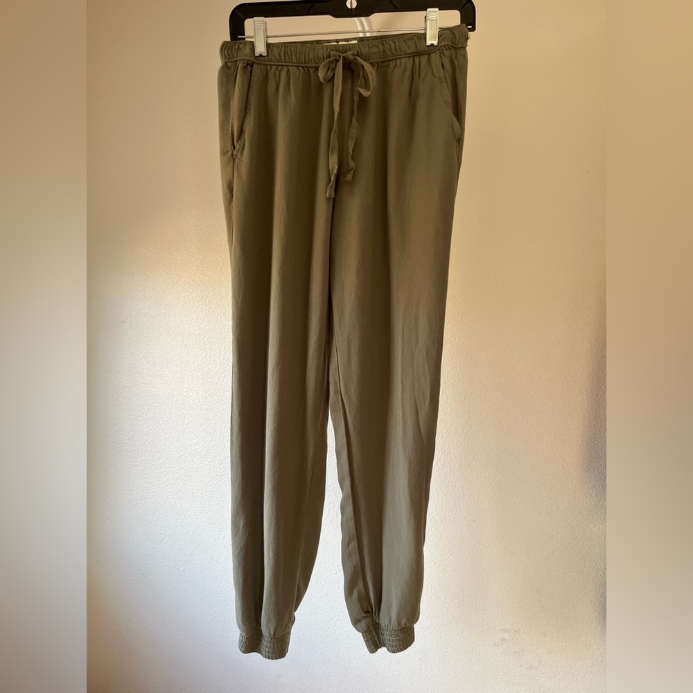 Women’s Abercrombie joggers